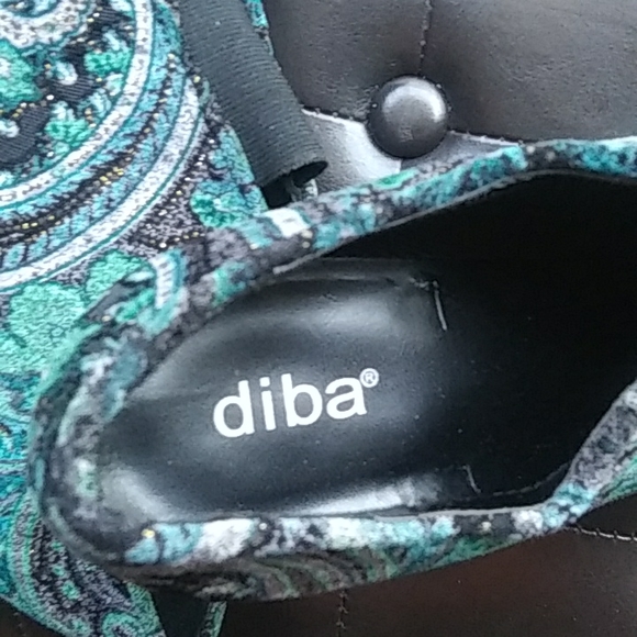 *Recent Price Drop*Diba Paisley Tapestry Ankle Booties - Picture 5 of 8